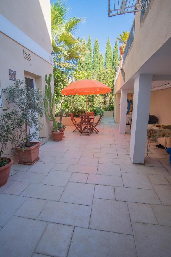 Central Villa Flatlet With Pool - Free Parking And Wifi Lija Exterior foto